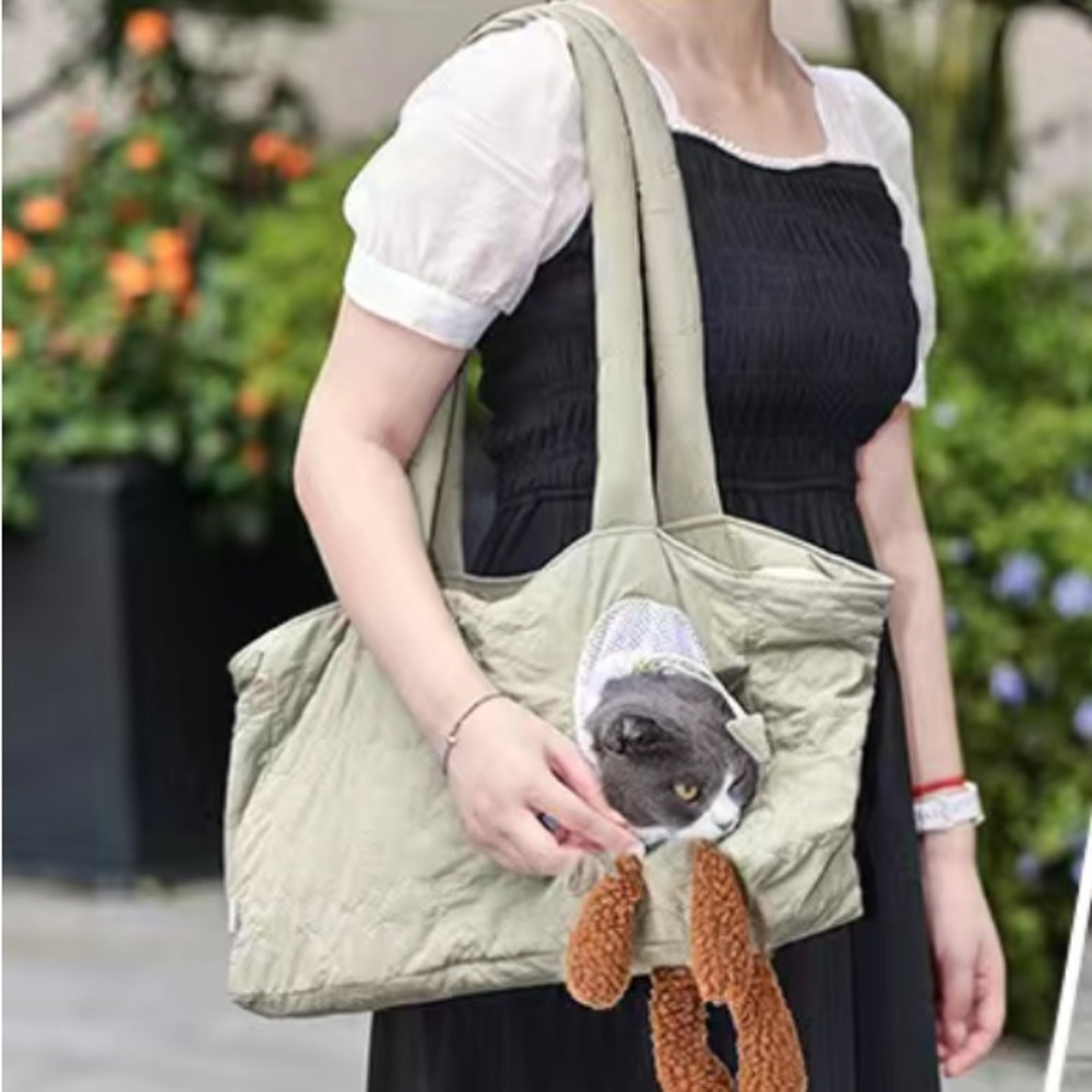 SOLD❌ Take Your Furry Baby Anywhere - Dog Cat Carrier Shoulder Bag - Picture 13 of 15